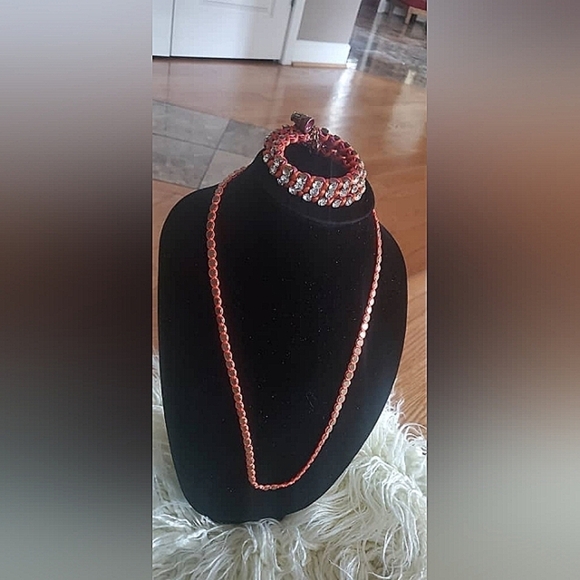 Red and Silver Tone Fashion Magnetic Necklace and Bracelet.🌴 - Picture 7 of 10